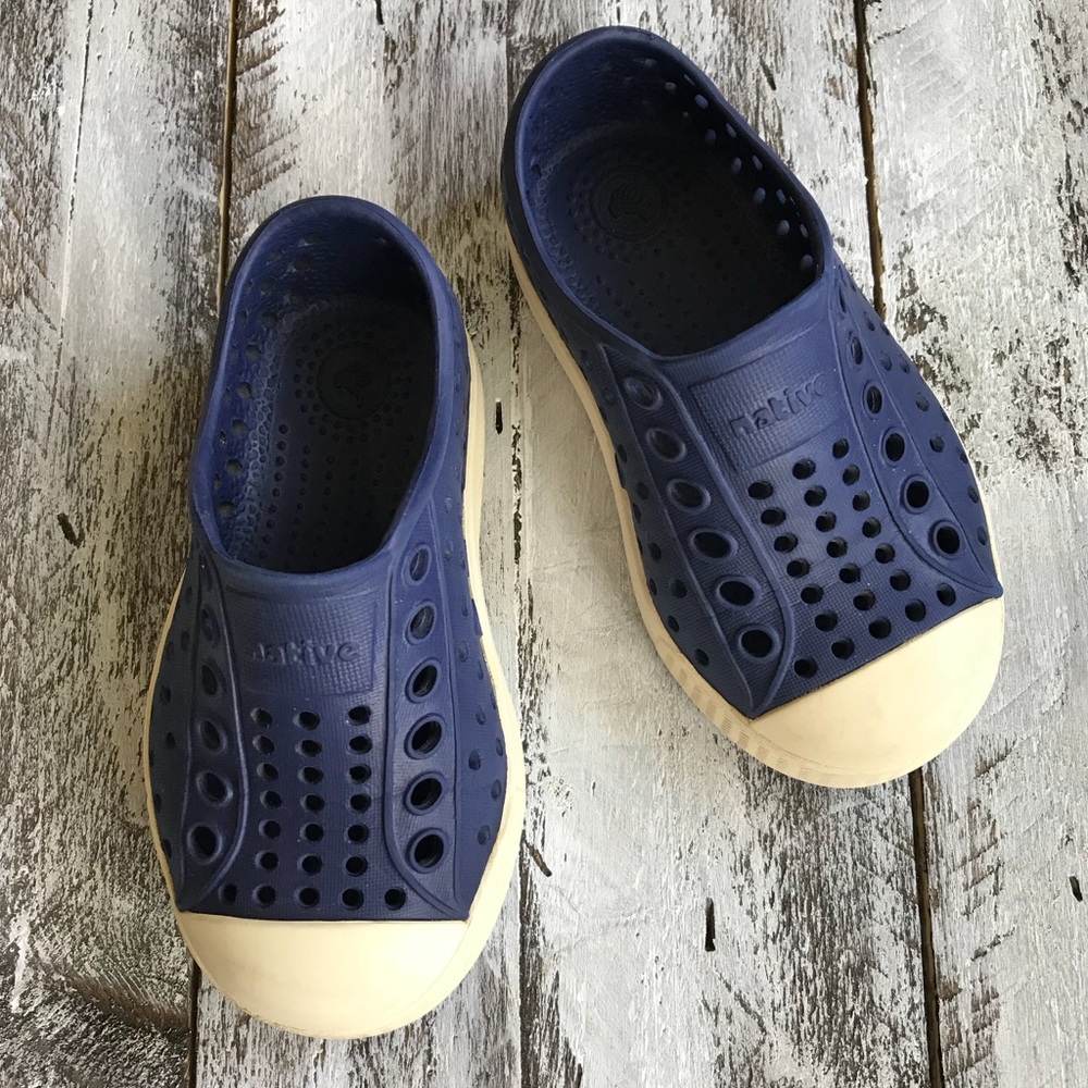 Native Jefferson Blue Shoes C6